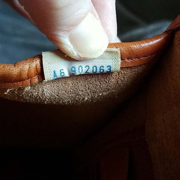 Vintage Dooney & Bourke Medium Essex Shoulder Bag - Picture 12 of 13